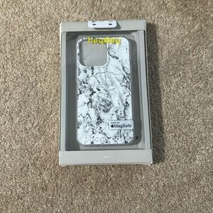 I phone 13 MagSafe marble case